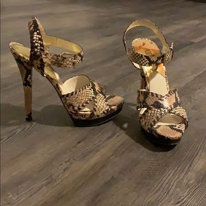Michael Kors snake skin pumps size 10